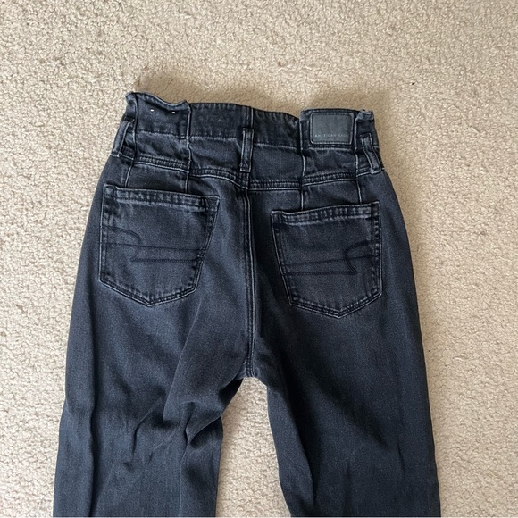 Paper Bag Mom Jeans - Picture 4 of 5